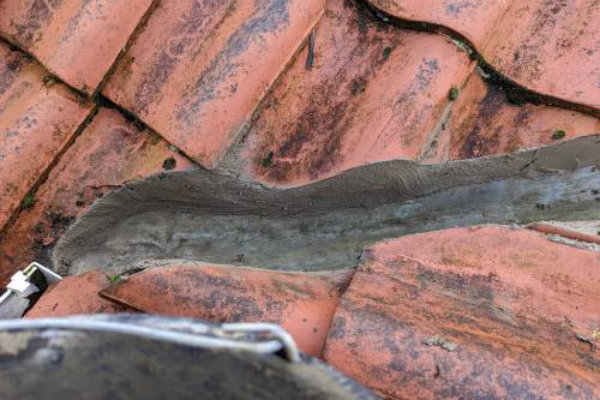 roof gutter 600 x 400